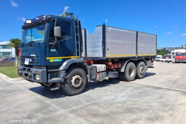 Iveco Eurotech Ribaltabile Trilaterale con predisposizione GRU - immagine 5