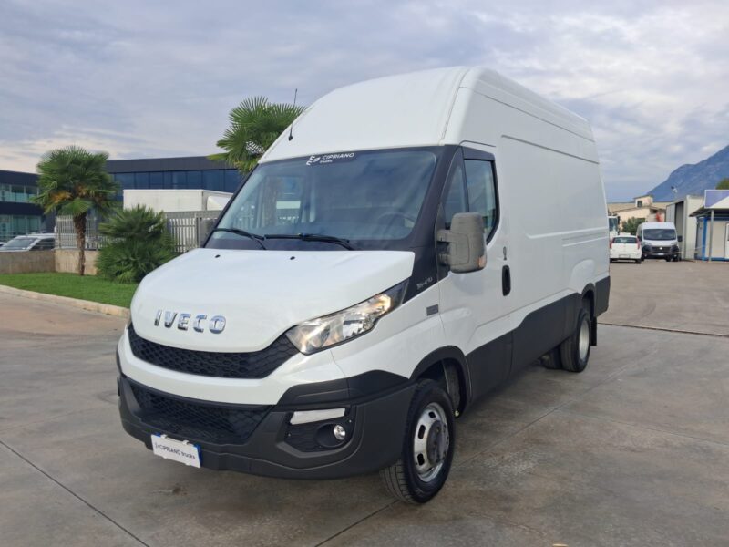 Iveco Daily 35c21 Furgonato Gemellato - immagine 3