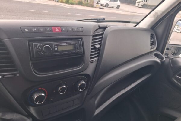 Iveco Daily 35c21 Furgonato Gemellato - immagine 9