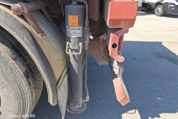 Iveco 190.26 RIBALTABILE E GRU PM 9200 KG - immagine 2