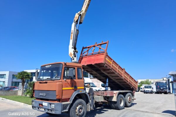 Iveco 190.26 RIBALTABILE E GRU PM 9200 KG - immagine 11