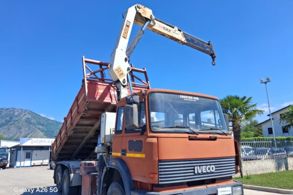 Iveco 190.26 RIBALTABILE E GRU PM 9200 KG - immagine 5
