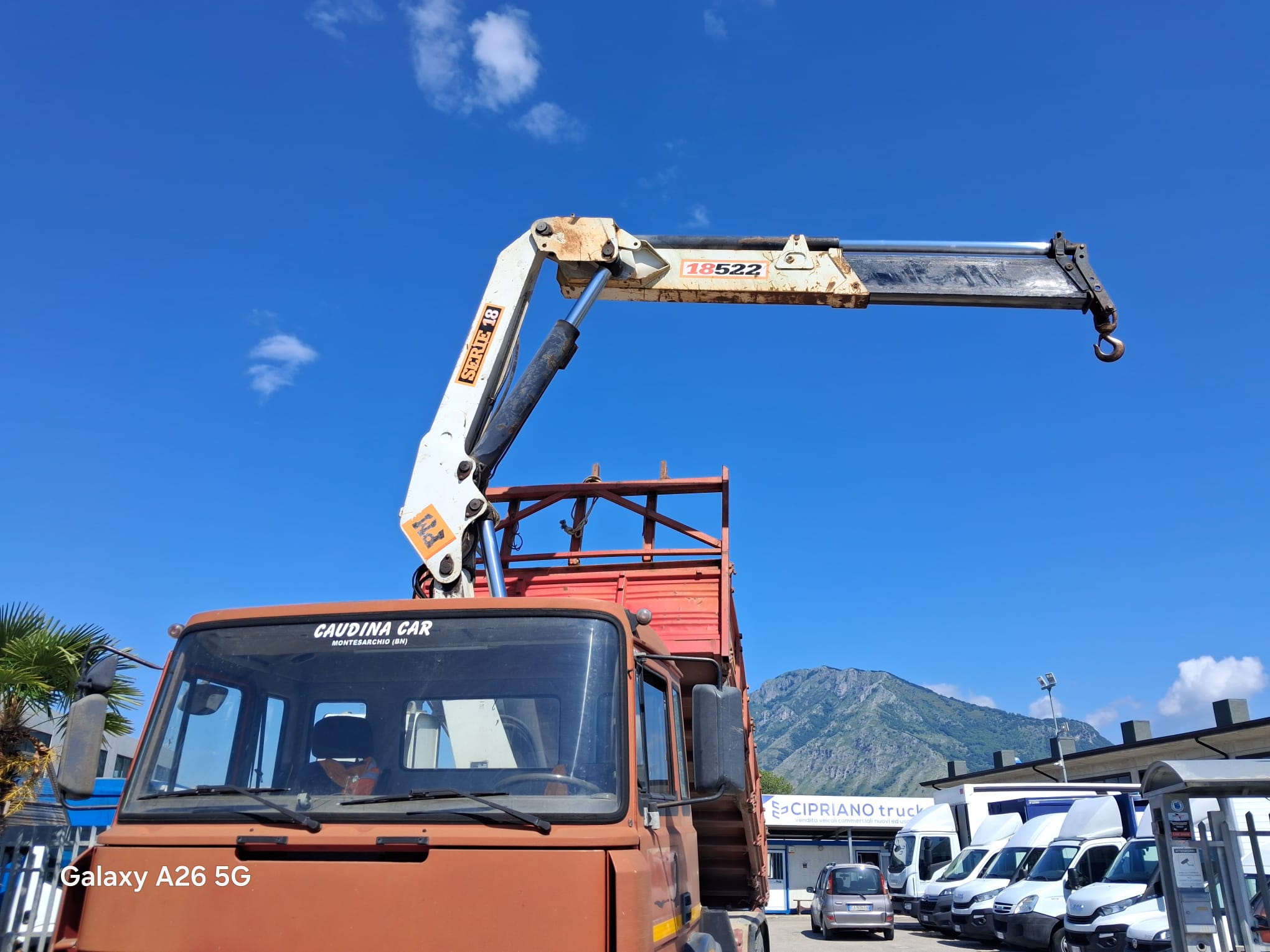 Iveco 190.26 RIBALTABILE E GRU PM 9200 KG - immagine 9