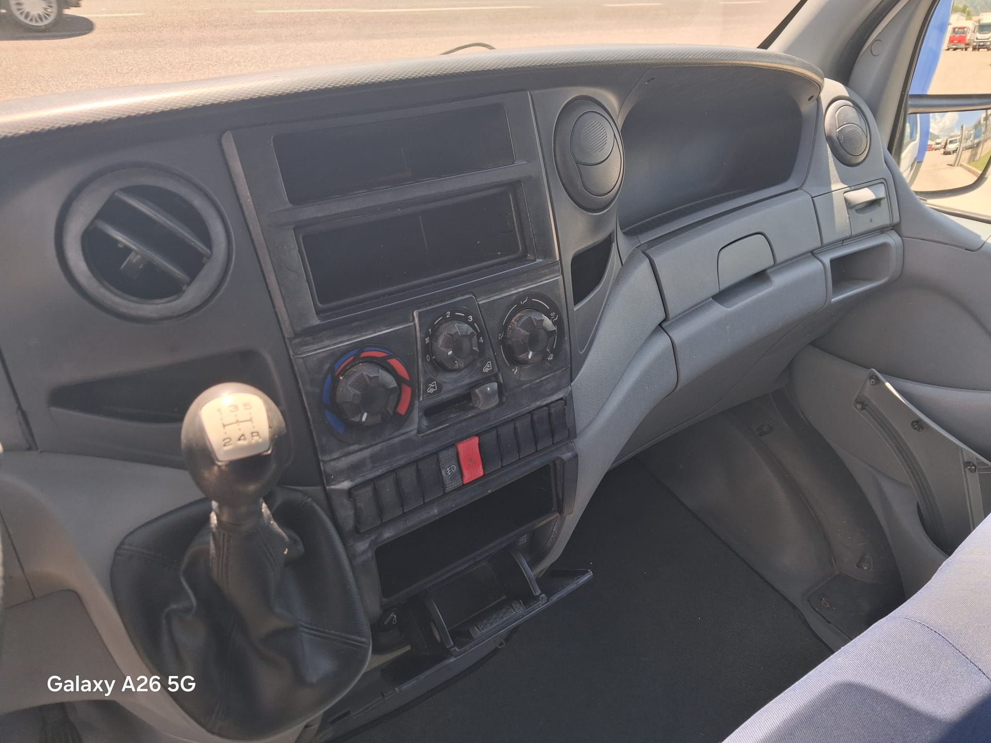 Iveco Daily 35c12 Centinato con sponda - immagine 11