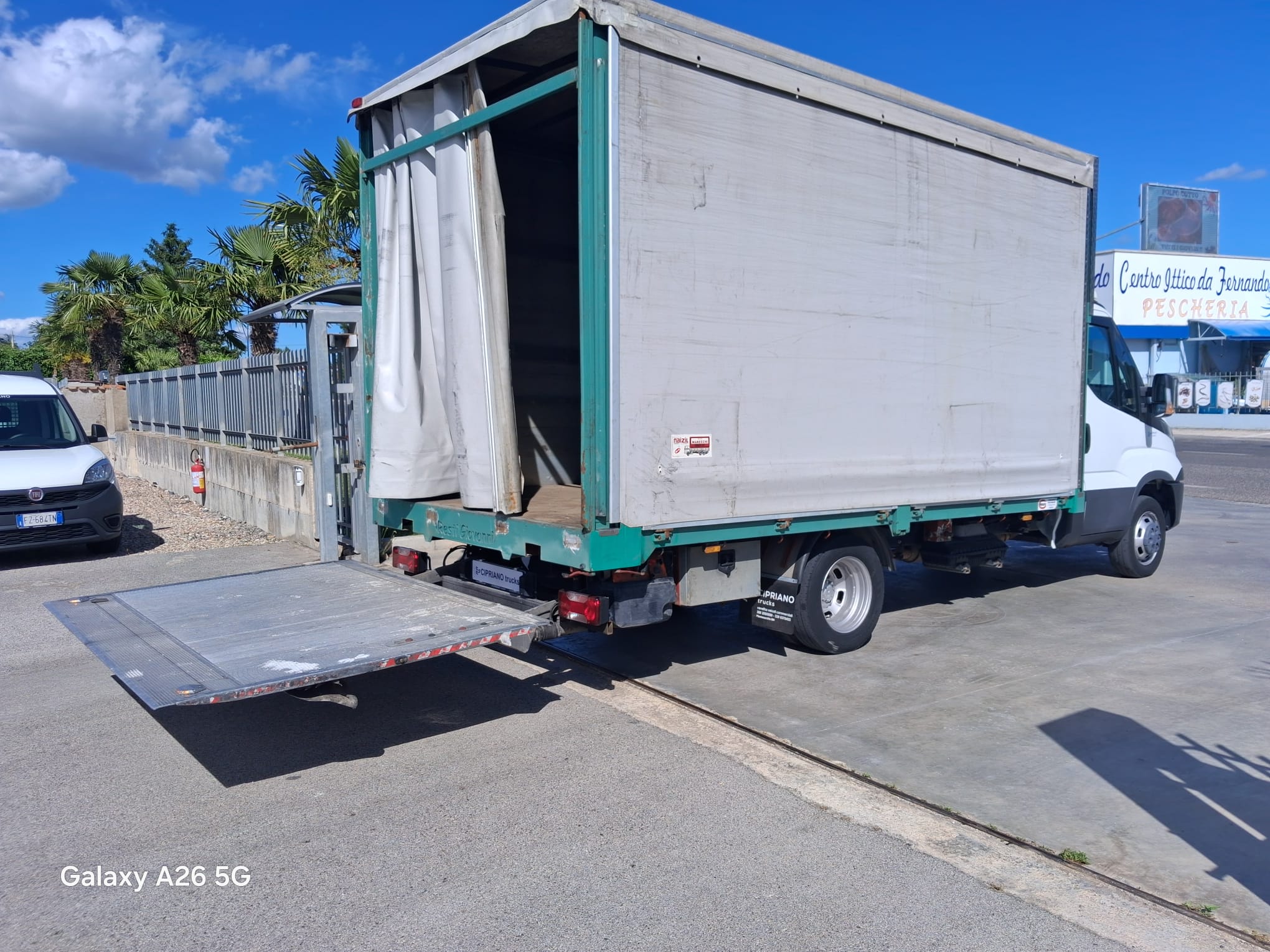Iveco Daily 35c15 Centinato con sponda caricatrice - immagine 9
