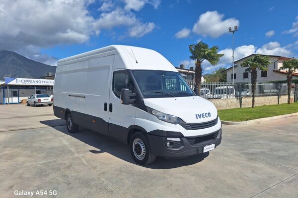 Iveco Daily 35s18 Furgonato Maxi - immagine 1