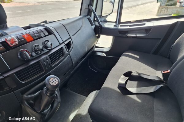Iveco Eurocargo 180-32 Cassone Centinato con Sponda Caricatrice - immagine 5