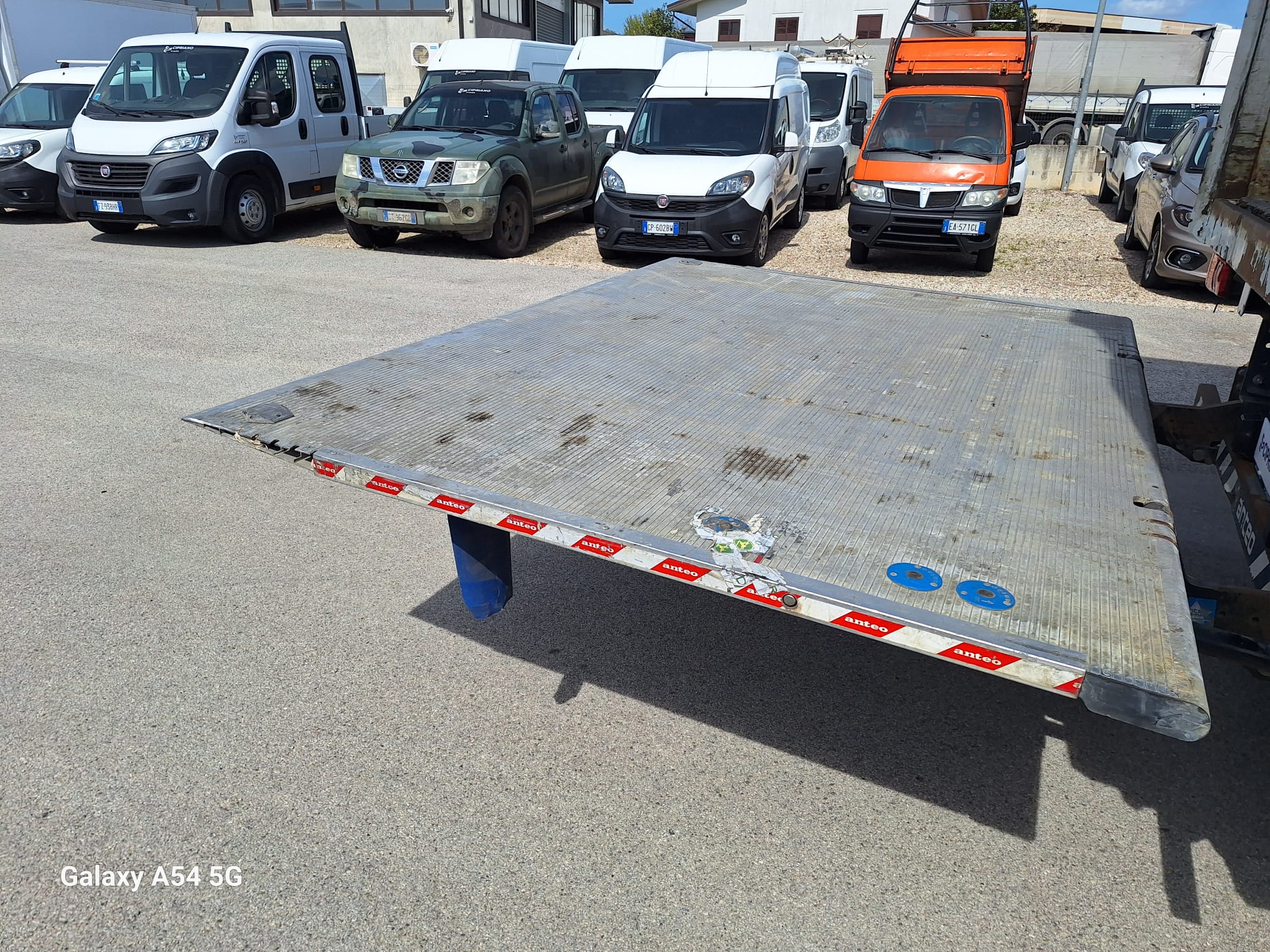 Iveco Eurocargo 180-32 Cassone Centinato con Sponda Caricatrice - immagine 8