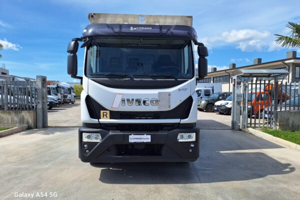 Iveco Eurocargo 180-32 Cassone Centinato con Sponda Caricatrice - immagine 4