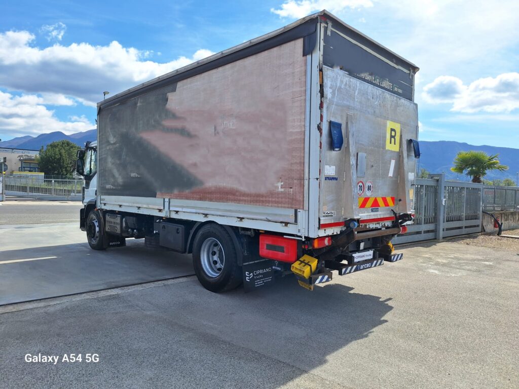Iveco Eurocargo 180-32 Cassone Centinato con Sponda Caricatrice - immagine 18