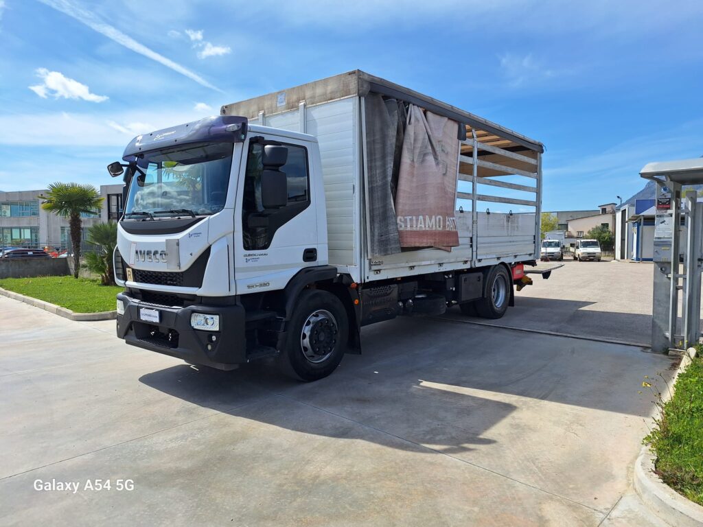 Iveco Eurocargo 180-32 Cassone Centinato con Sponda Caricatrice - immagine 17