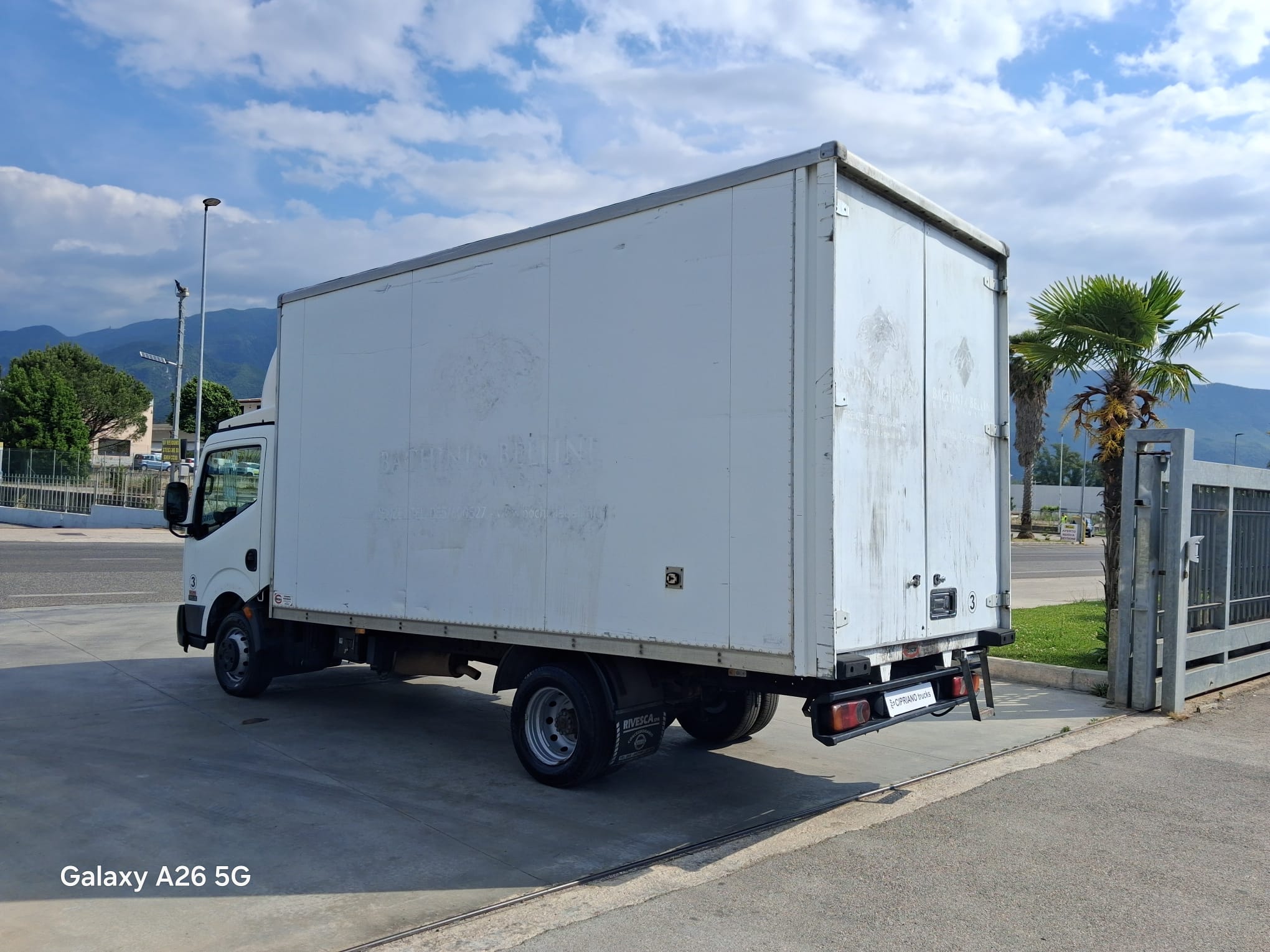 Nissan Cabstar Cassonato - immagine 3