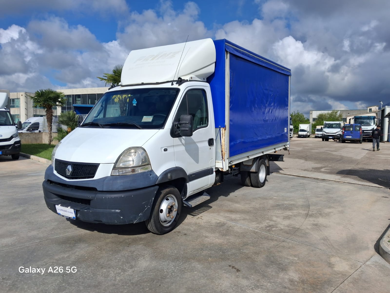 Renault Cassone Centinato - immagine 4