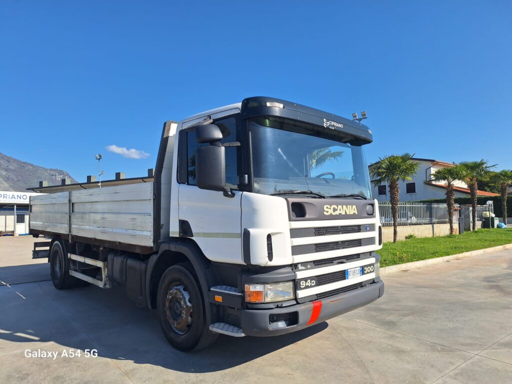 Scania P300 Cassone fisso - immagine 5