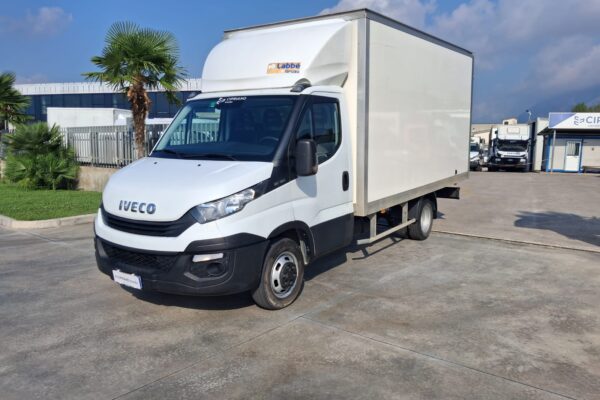 Iveco Daily 35c16 Furgonato. Pari al nuovo - immagine 5