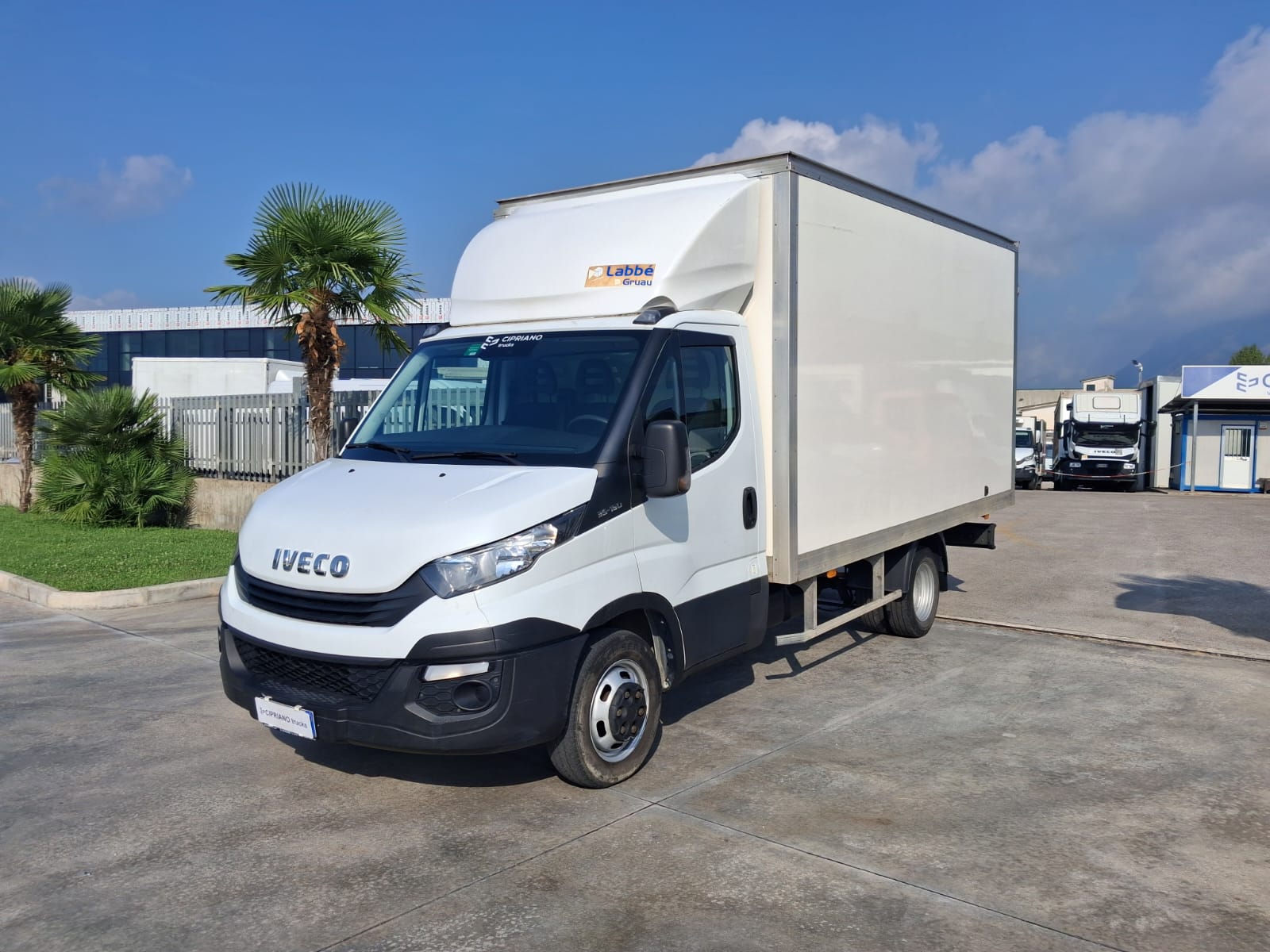 Iveco Daily 35c16 Furgonato. Pari al nuovo - immagine 6