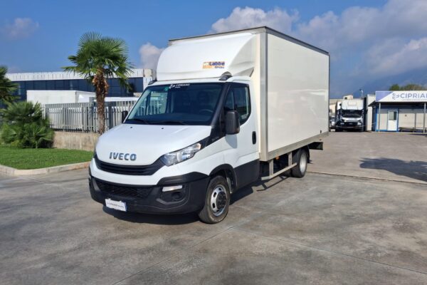 Iveco Daily 35c16 Furgonato. Pari al nuovo - immagine 8
