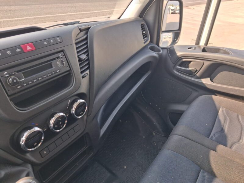 Iveco Daily 35c16 Furgonato. Pari al nuovo - immagine 10