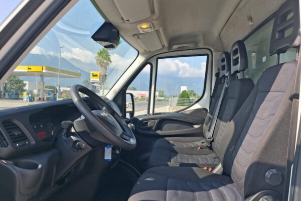 Iveco Daily 35c16 Furgonato. Pari al nuovo - immagine 14