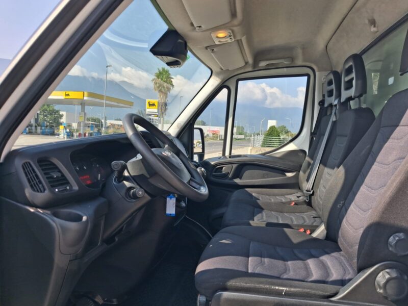 Iveco Daily 35c16 Furgonato. Pari al nuovo - immagine 15