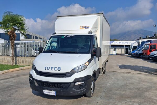 Iveco Daily 35c16 Furgonato. Pari al nuovo - immagine 16