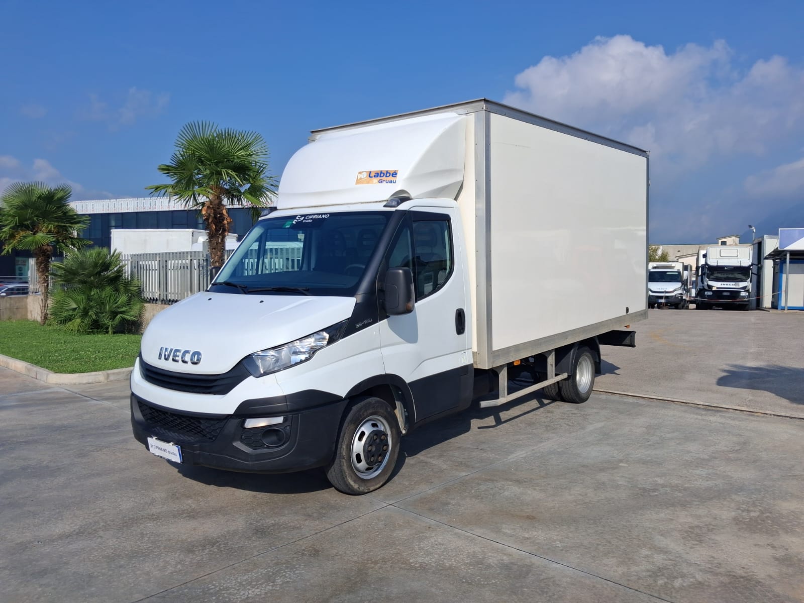 Iveco Daily 35c16 Furgonato. Pari al nuovo - immagine 17