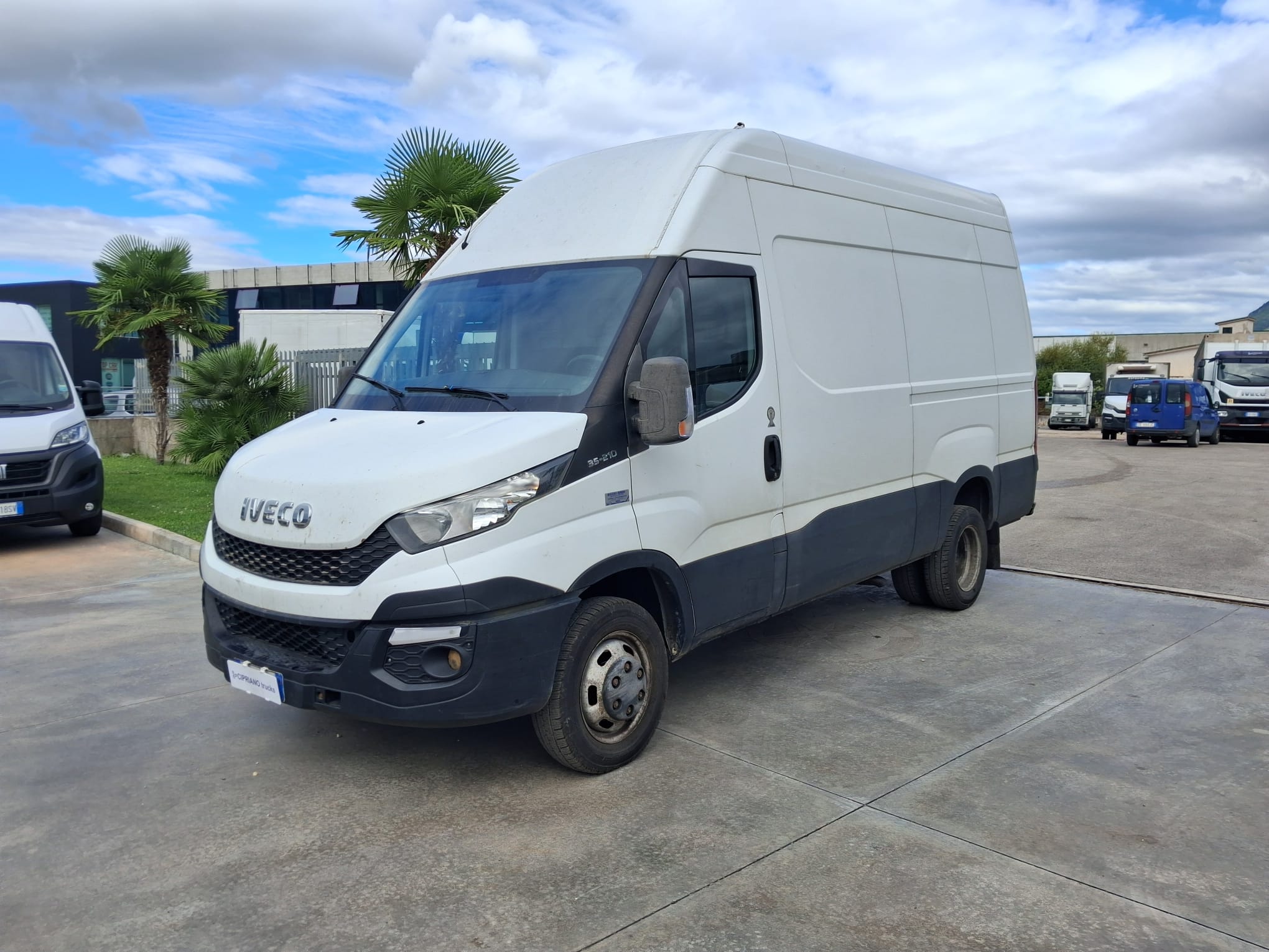 Iveco Daily 35c21 Furgonato Gemellato - immagine 2