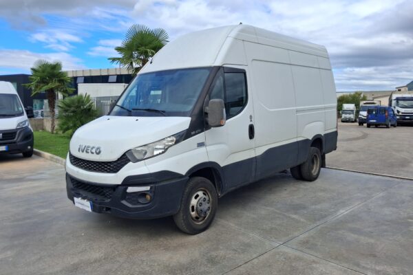 Iveco Daily 35c21 Furgonato Gemellato