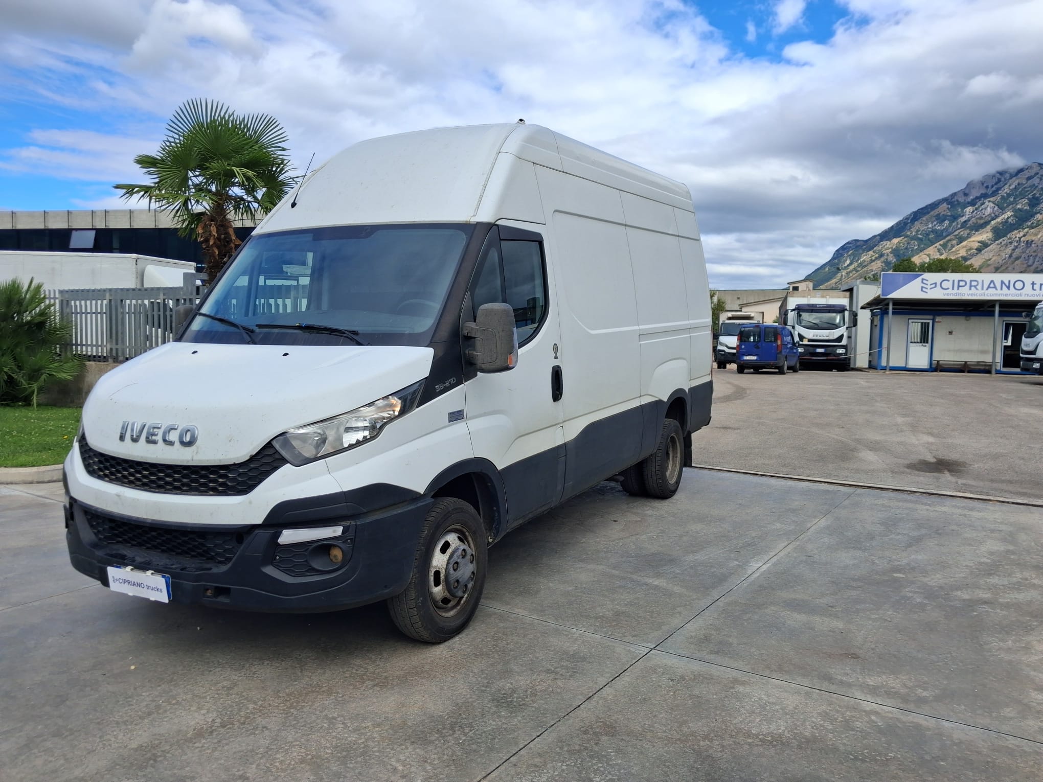 Iveco Daily 35c21 Furgonato Gemellato - immagine 4