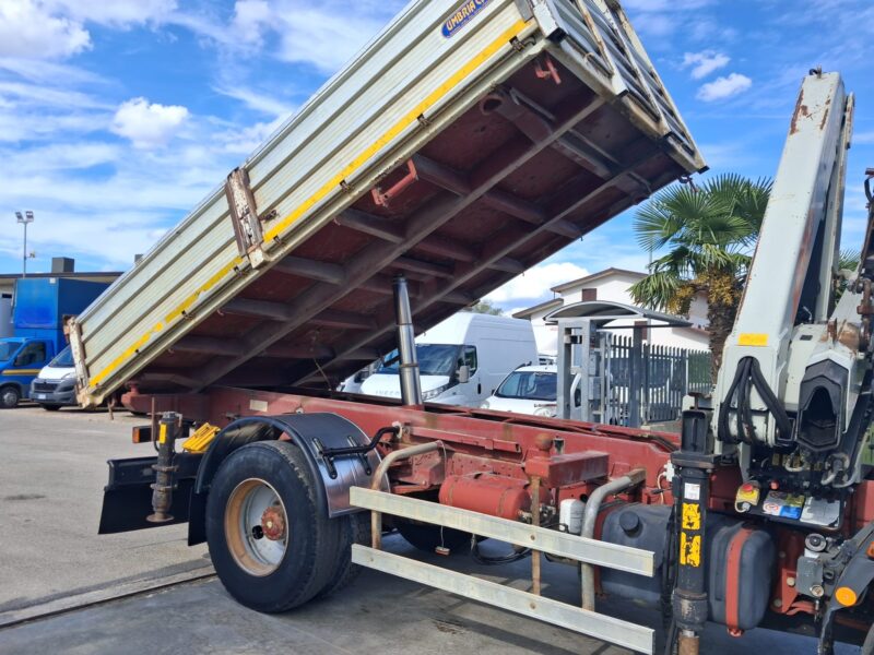 Iveco Eurocargo 150e18 K RIBALTABILE E GRU PM - immagine 14