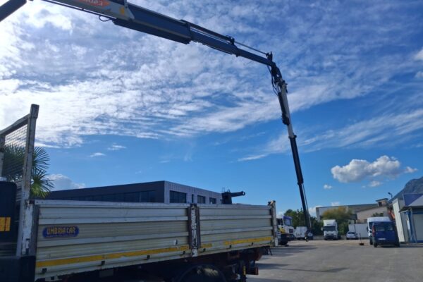 Iveco Eurocargo 150e18 K RIBALTABILE E GRU PM - immagine 5
