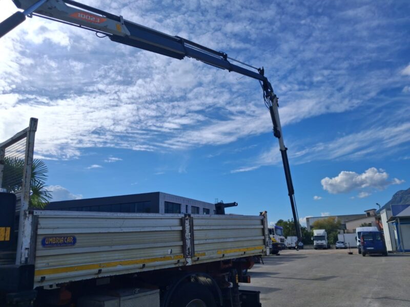 Iveco Eurocargo 150e18 K RIBALTABILE E GRU PM - immagine 5