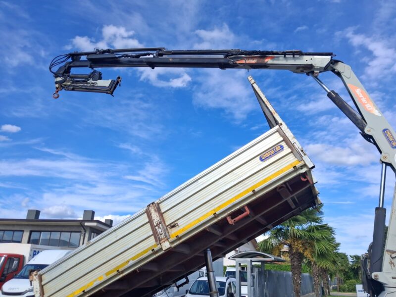 Iveco Eurocargo 150e18 K RIBALTABILE E GRU PM - immagine 8