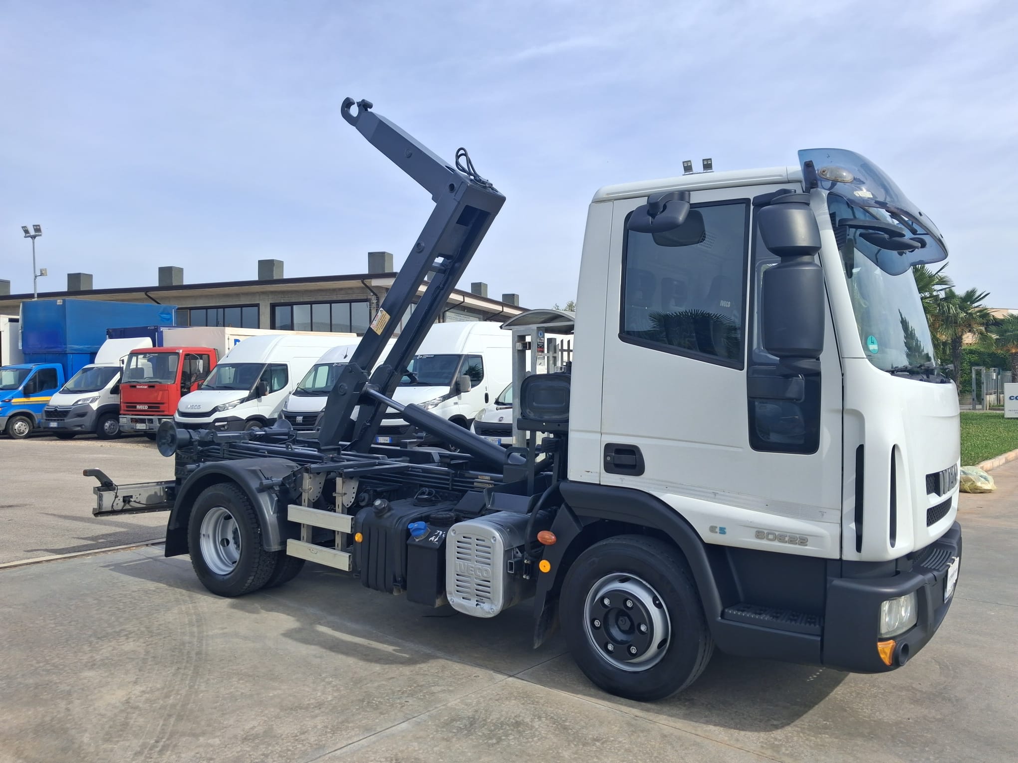 Iveco Eurocargo 80e22 SCARRABILE LEM 6 TON - immagine 11