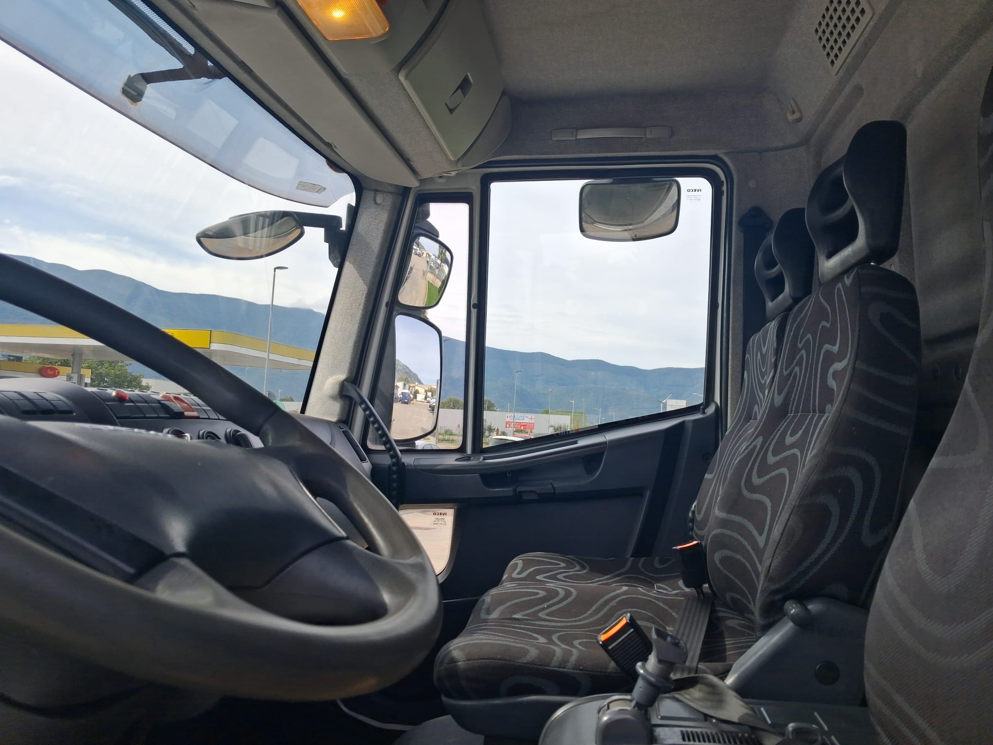 Iveco Eurocargo 80e22 SCARRABILE LEM 6 TON - immagine 17