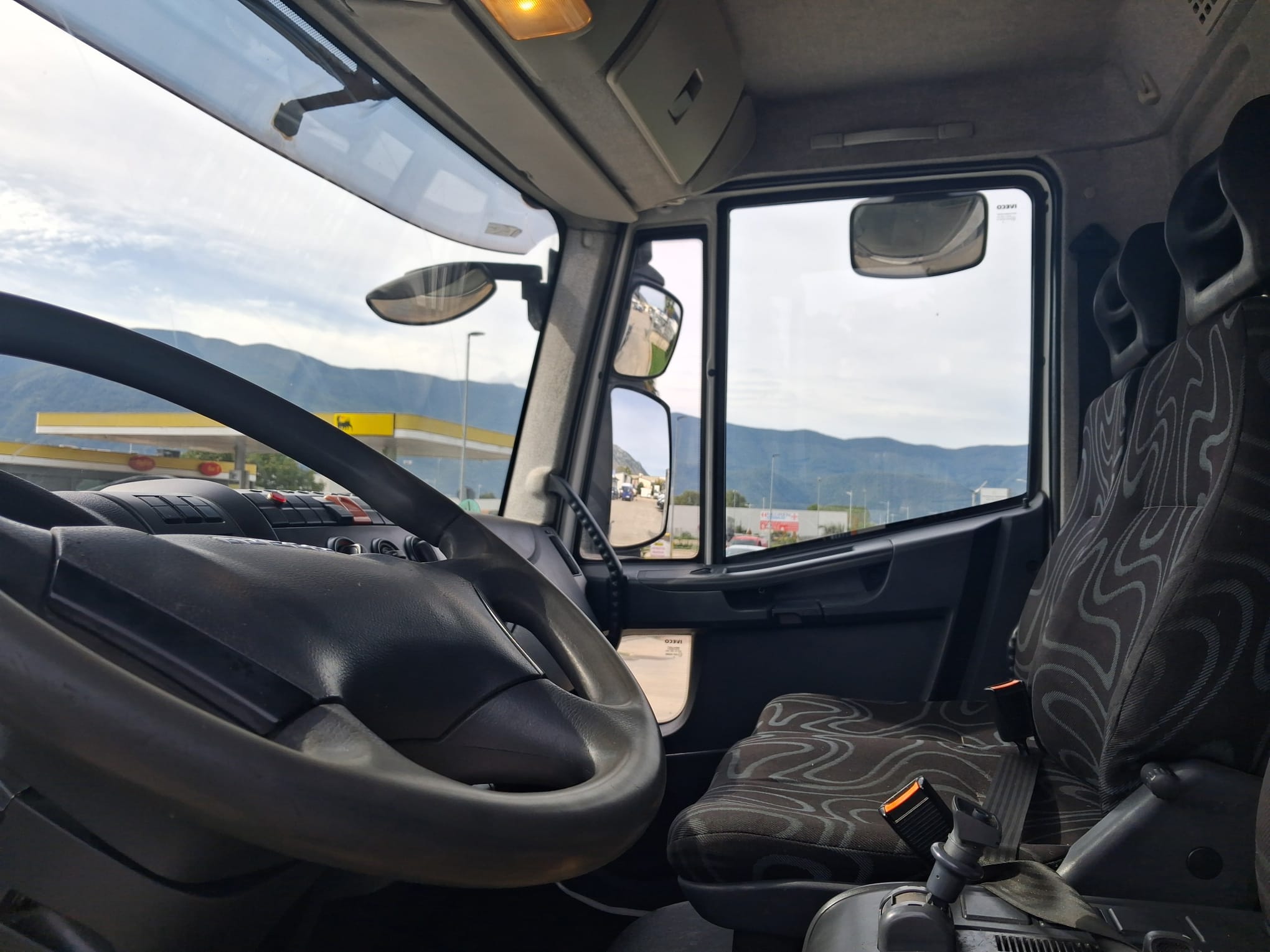 Iveco Eurocargo 80e22 SCARRABILE LEM 6 TON - immagine 19