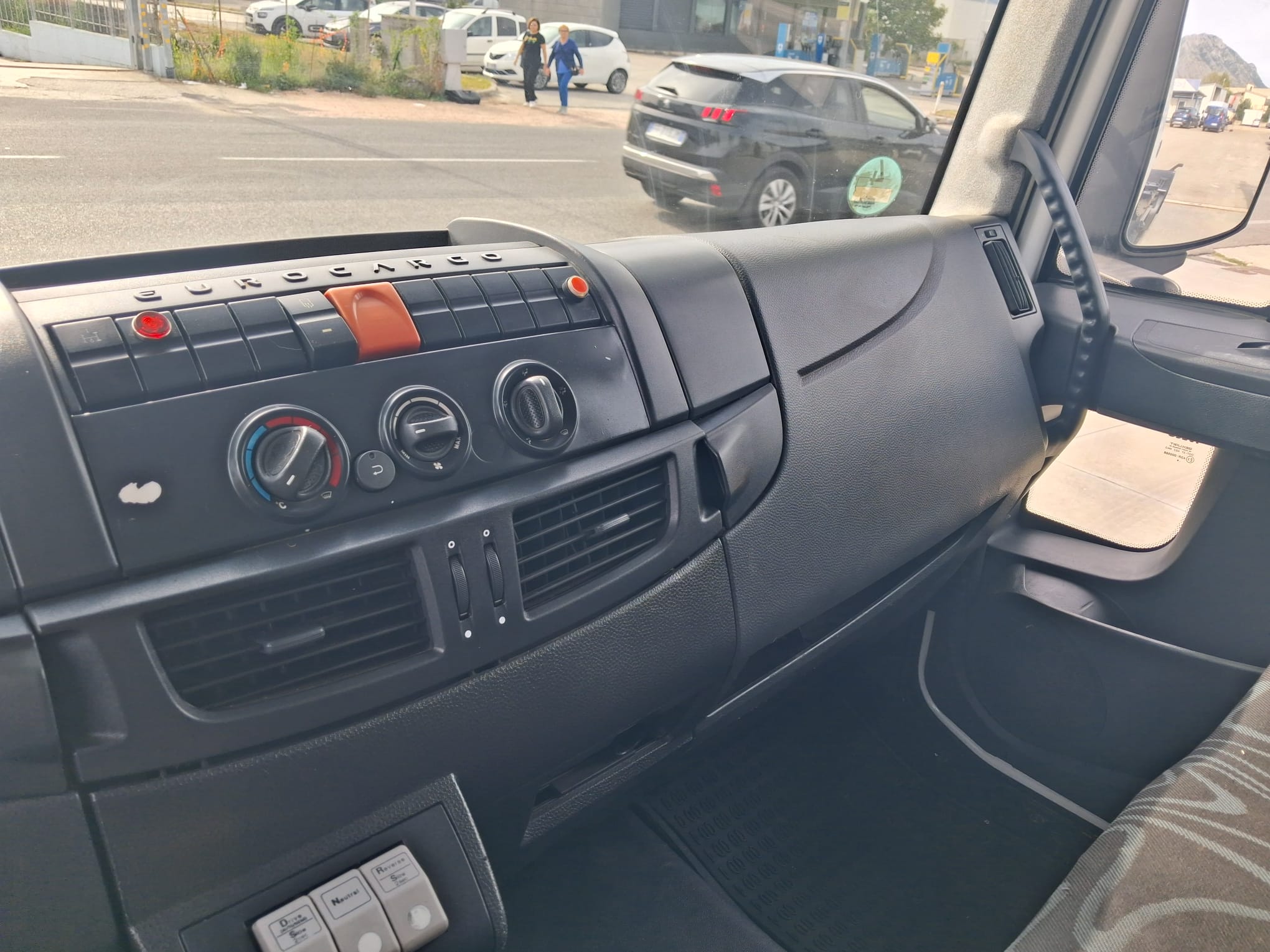 Iveco Eurocargo 80e22 SCARRABILE LEM 6 TON - immagine 20