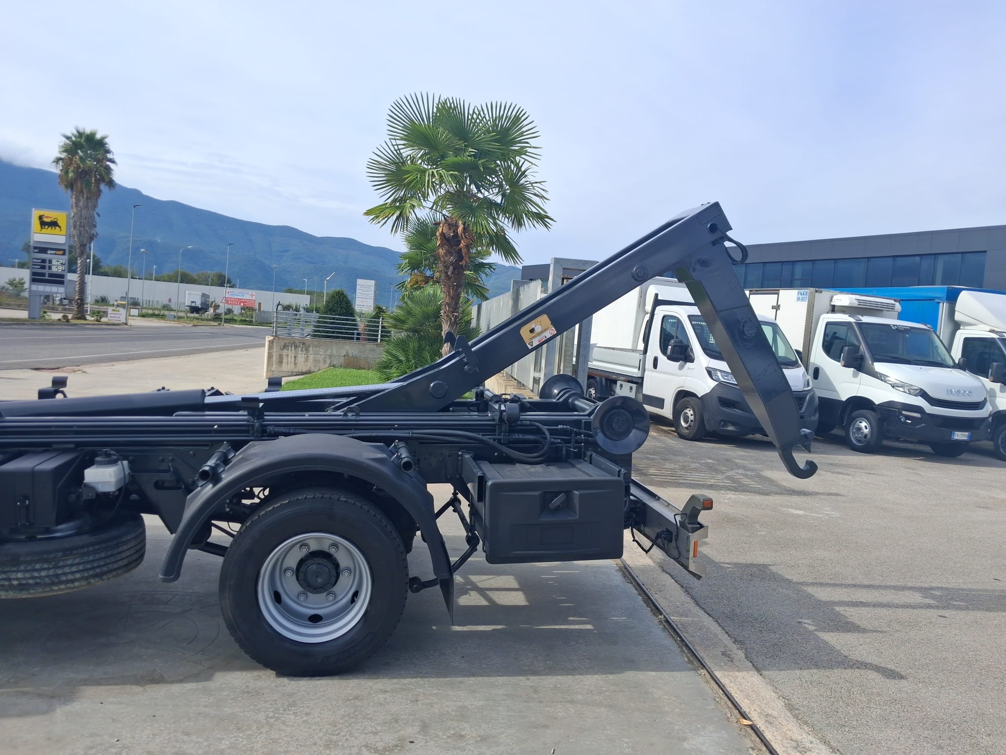 Iveco Eurocargo 80e22 SCARRABILE LEM 6 TON - immagine 27