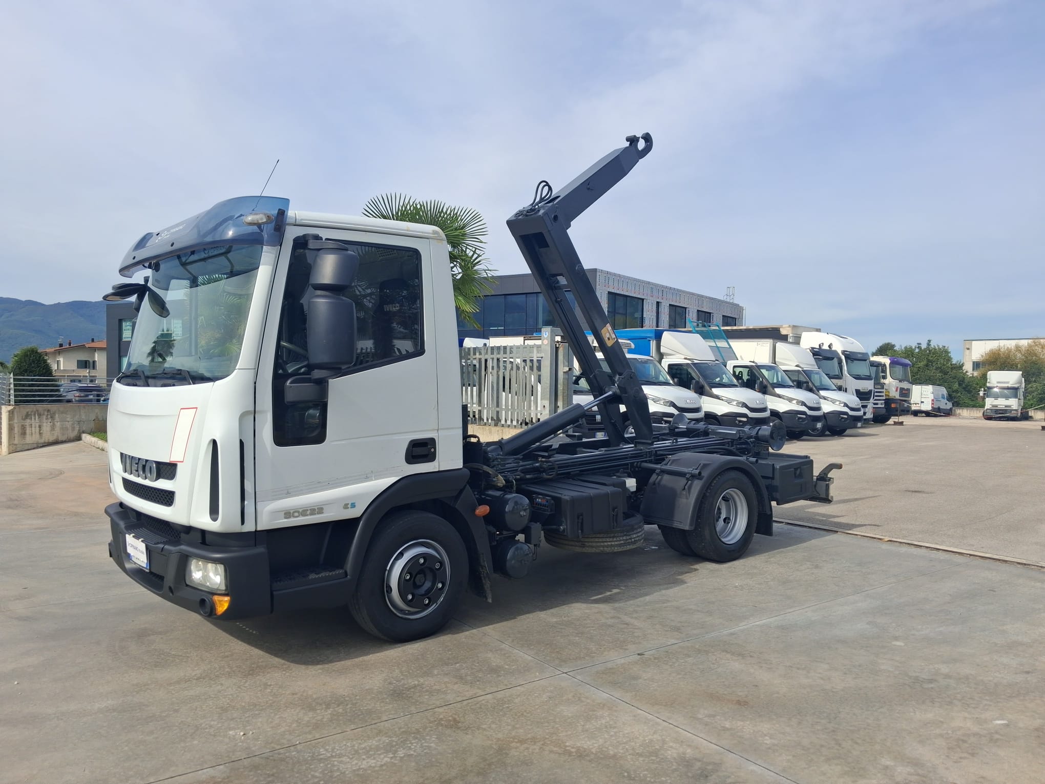 Iveco Eurocargo 80e22 SCARRABILE LEM 6 TON - immagine 7