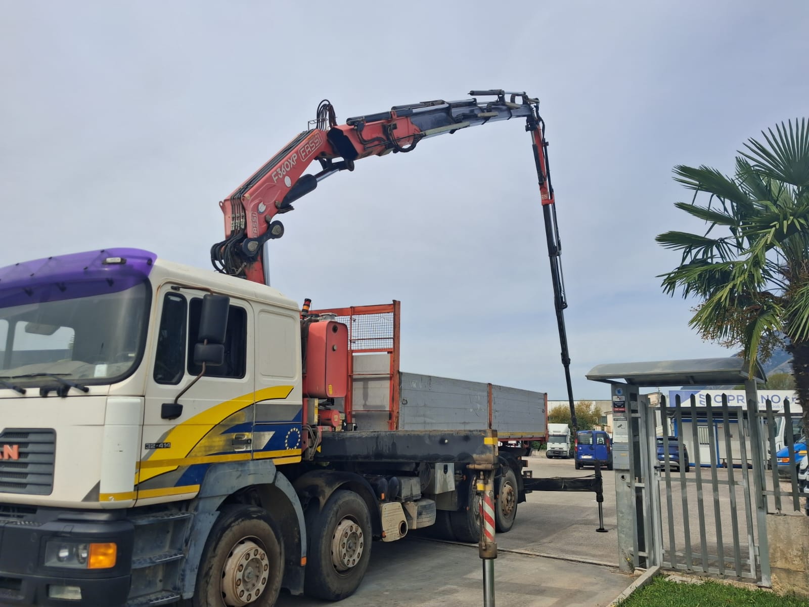 MAN 4 ASSI con Gru FASSI F360XP e Ribaltabile - immagine 24