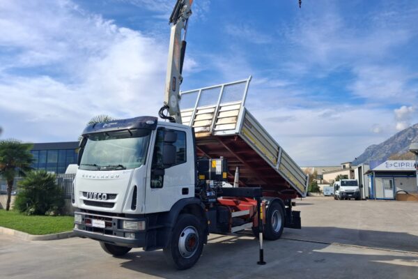 Iveco Eurocargo 150e18 K RIBALTABILE E GRU PM - immagine 15