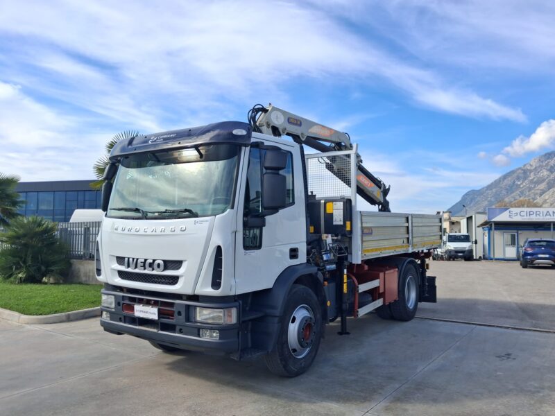 Iveco Eurocargo 150e18 K RIBALTABILE E GRU PM - immagine 3