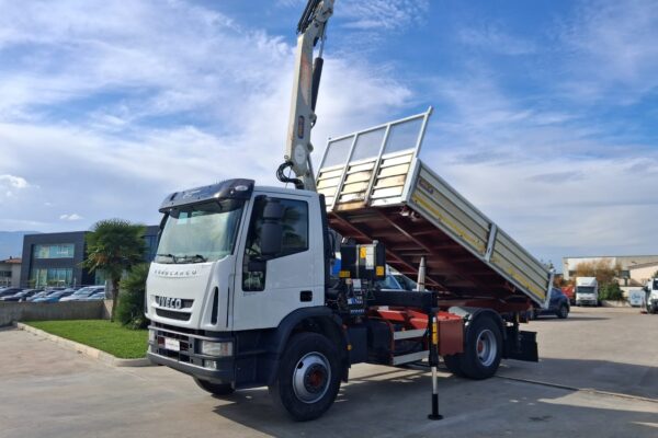 Iveco Eurocargo 150e18 K RIBALTABILE E GRU PM - immagine 22