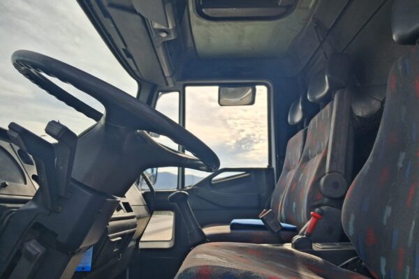 Iveco Eurocargo 150e18 K RIBALTABILE E GRU PM - immagine 6