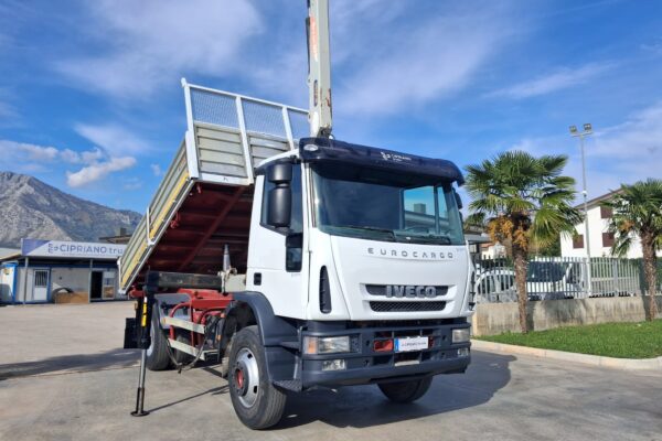 Iveco Eurocargo 150e18 K RIBALTABILE E GRU PM - immagine 9