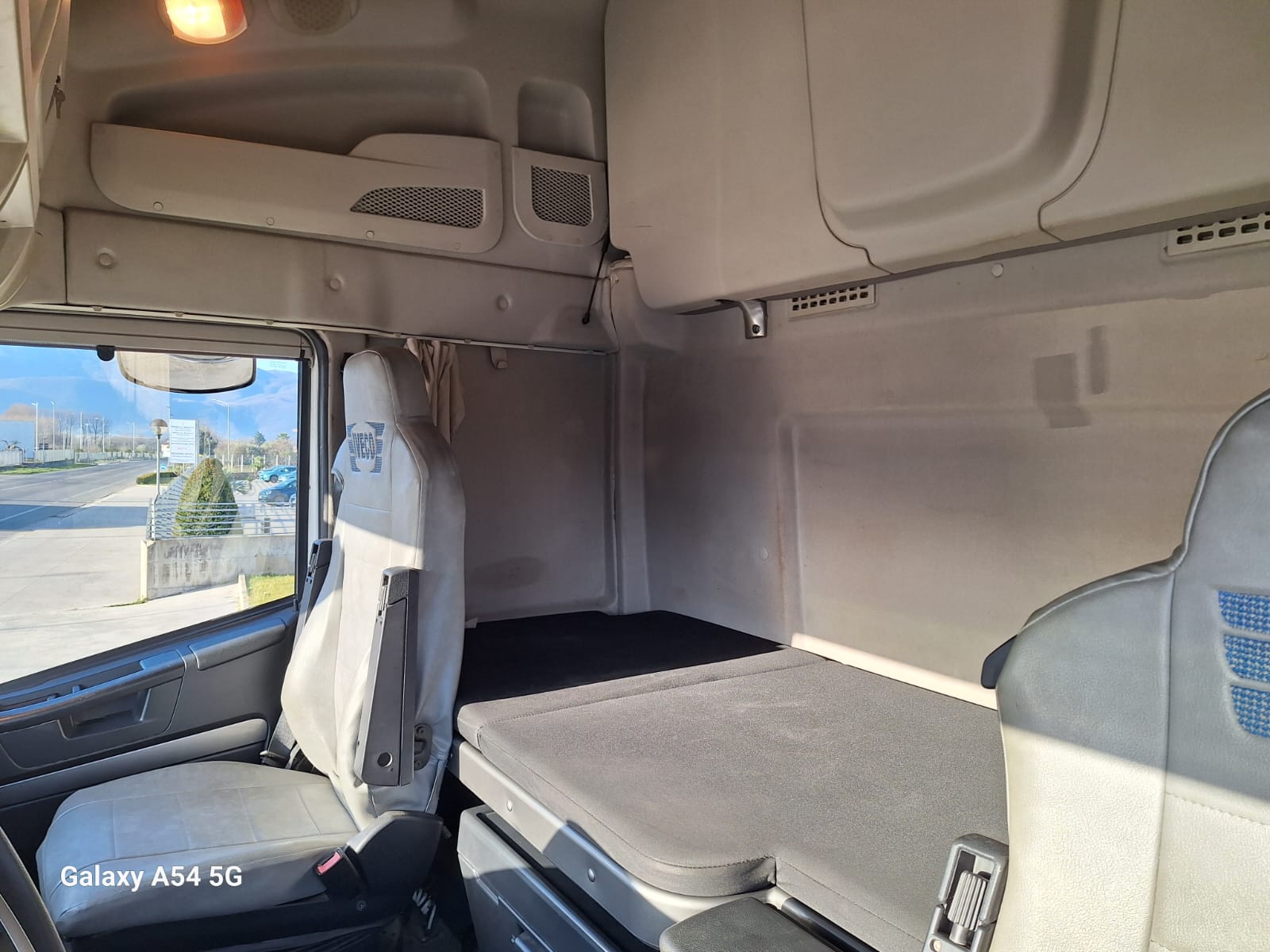 Iveco Stralis Centinato con Sponda Caricatrice EURO 6 - immagine 15