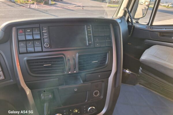 Iveco Stralis Centinato con Sponda Caricatrice EURO 6 - immagine 18