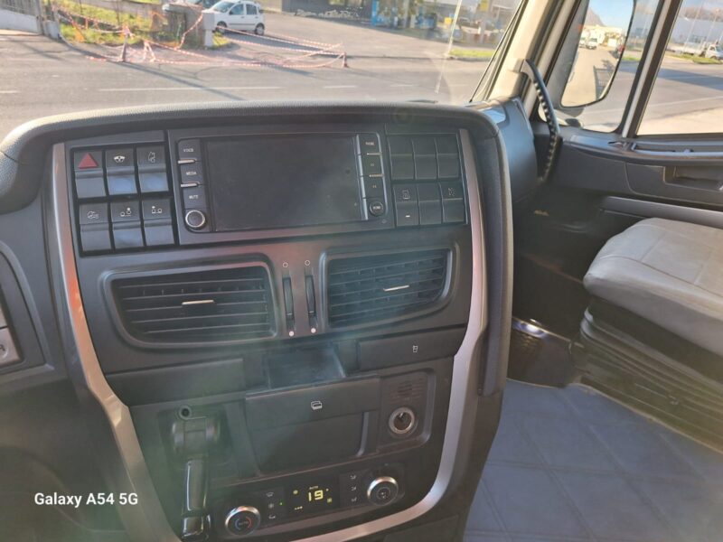 Iveco Stralis Centinato con Sponda Caricatrice EURO 6 - immagine 18