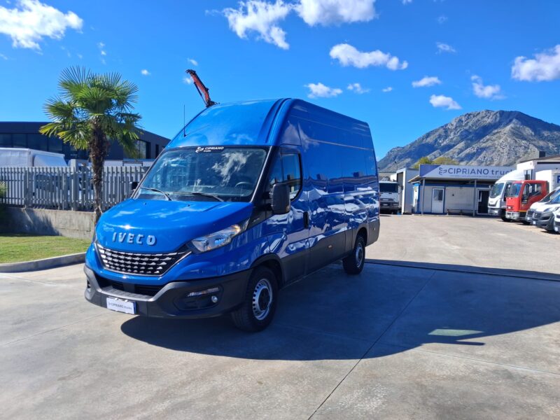Iveco Daily Furgonato TETTO ALTO KM: 165.197 - immagine 2