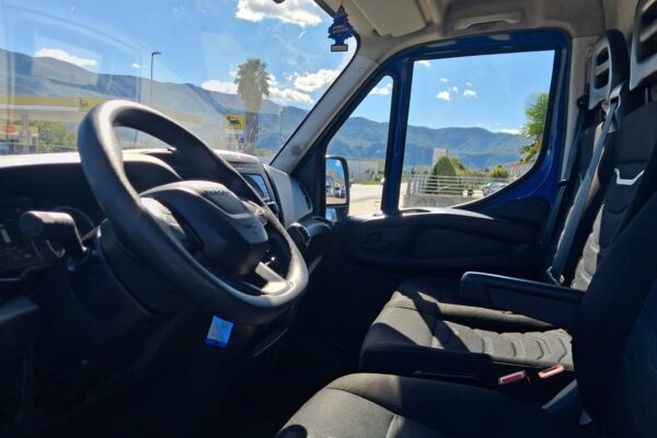 Iveco Daily Furgonato TETTO ALTO KM: 165.197 - immagine 12